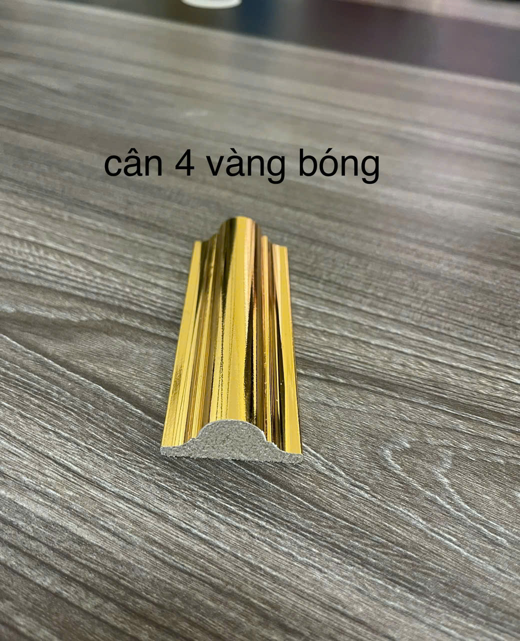 Phào chỉ PS mạ vàng